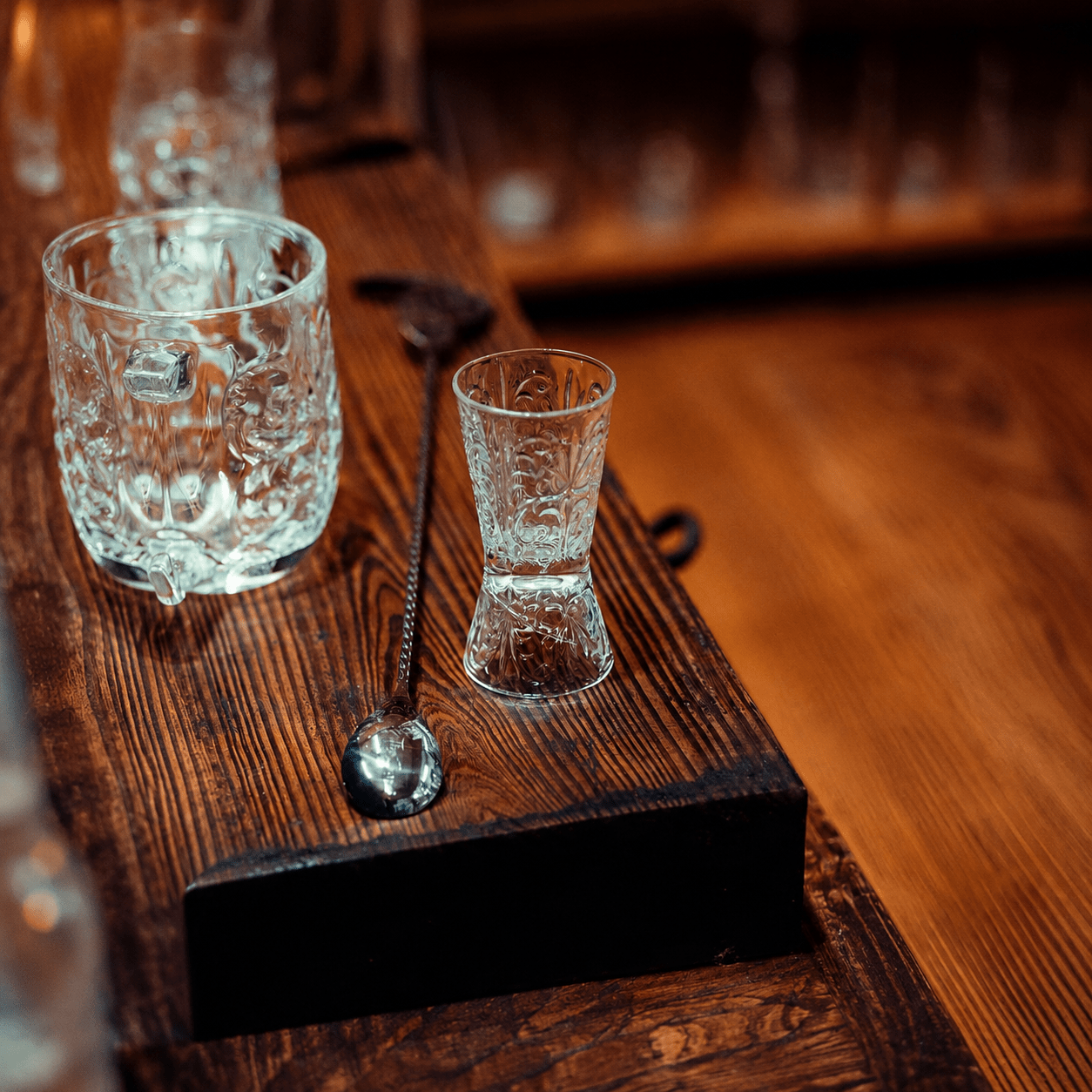 Handcrafted Crystal Double - Sided Jigger – 1930s "Paris Hotel Bar Design" (Gift Box Collection) - HISTORY COMPANY