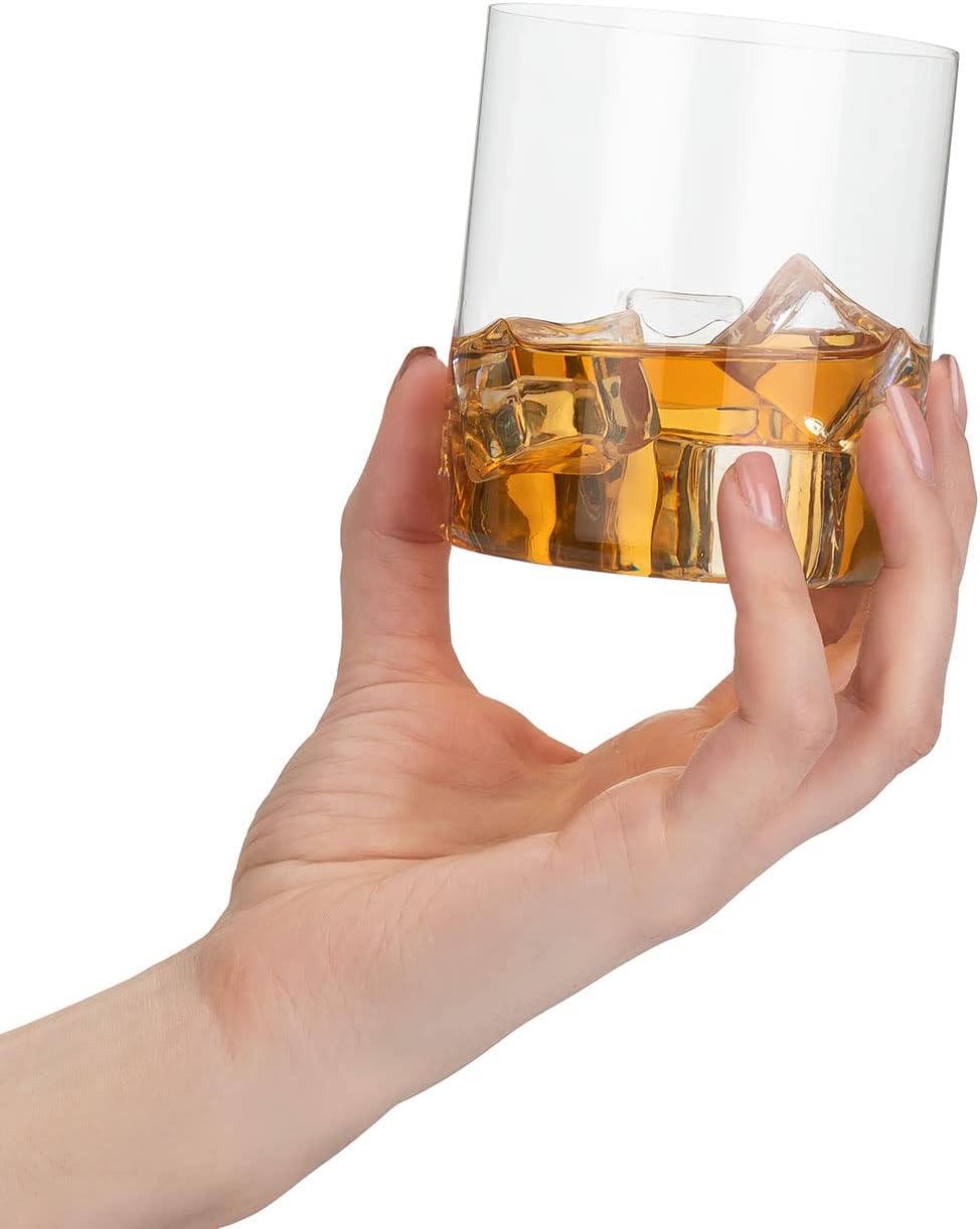 HISTORY COMPANY - A sophisticated whiskey glass with a thin-walled design, crafted for cocktails and fine spirits connoisseurs.