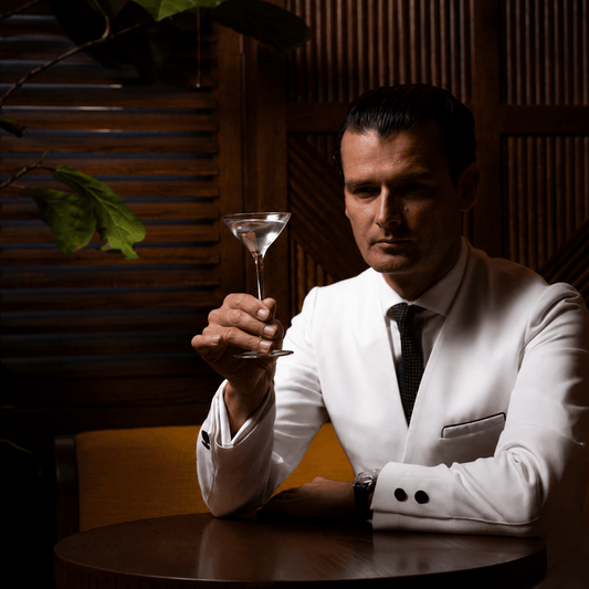 The Two-Sip Martini: A Lesson in Restraint. - HISTORY COMPANY