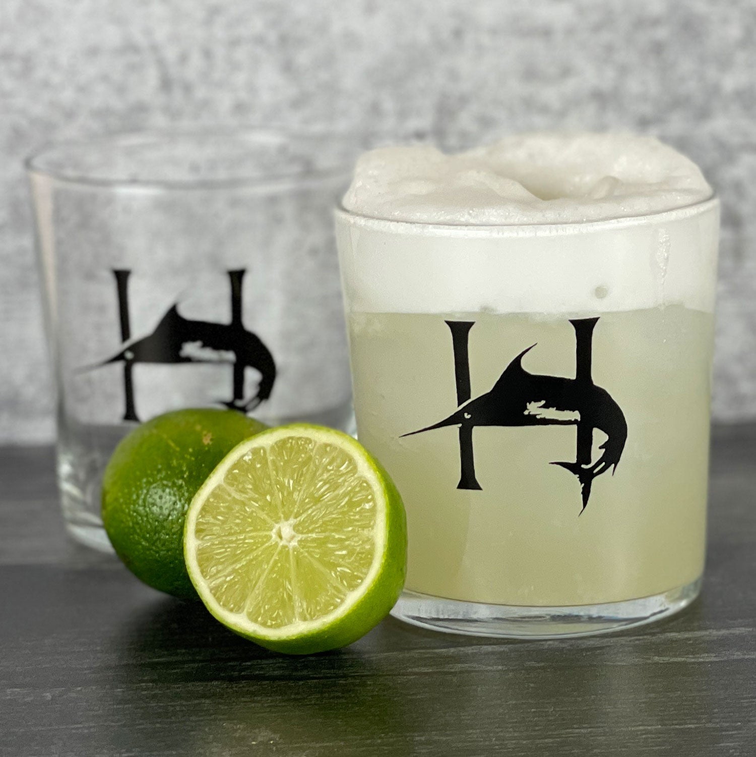 HISTORY COMPANY - Ernest Hemingway Signature 'On the Rocks' Glass, a 2-piece set inspired by the writer’s legendary drinks. 