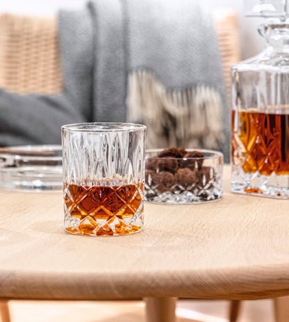 "Men's Bar" at the Astor Crystal Whiskey Glass – Best Gift for Bourbon Lovers – 2 - Piece Set (Gift Box Collection) - HISTORY COMPANY