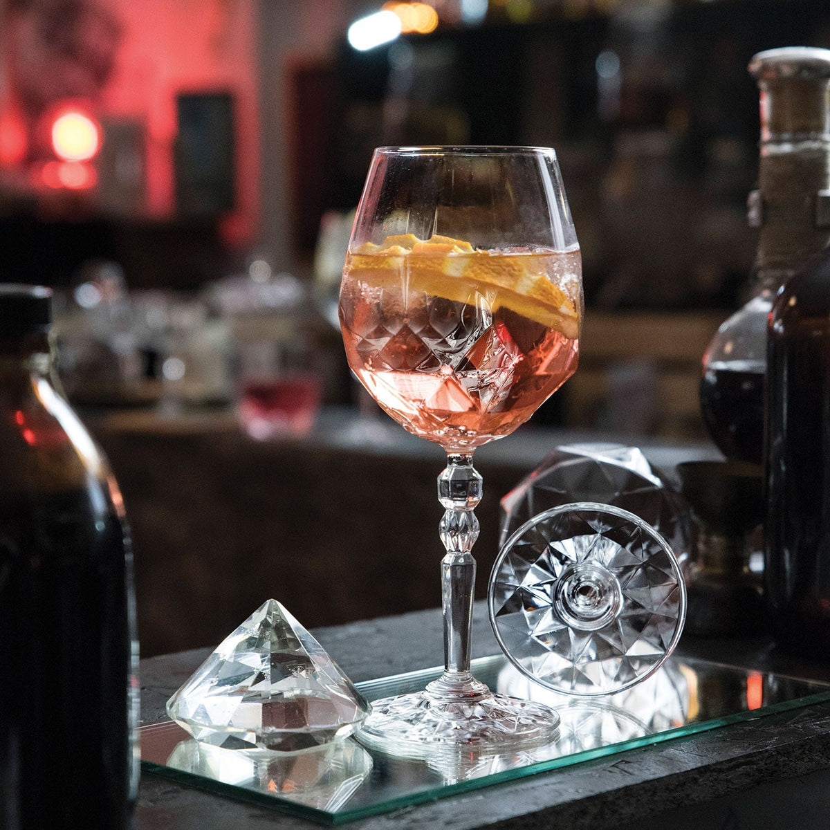 The Meditation Wine Glass - Designed by Luigi Veronelli for Mindful Sipping (Gift Box Collection) - HISTORY COMPANY
